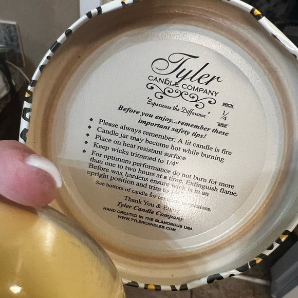 BRAND NEW Tyler candle company candle. Pineapple crush. - Picture 4 of 5
